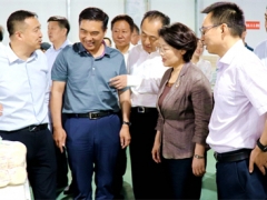 甘肅省副省長孫雪濤、市委書記張永霞一行赴眾興菌業(yè)天水基地調(diào)研 ()